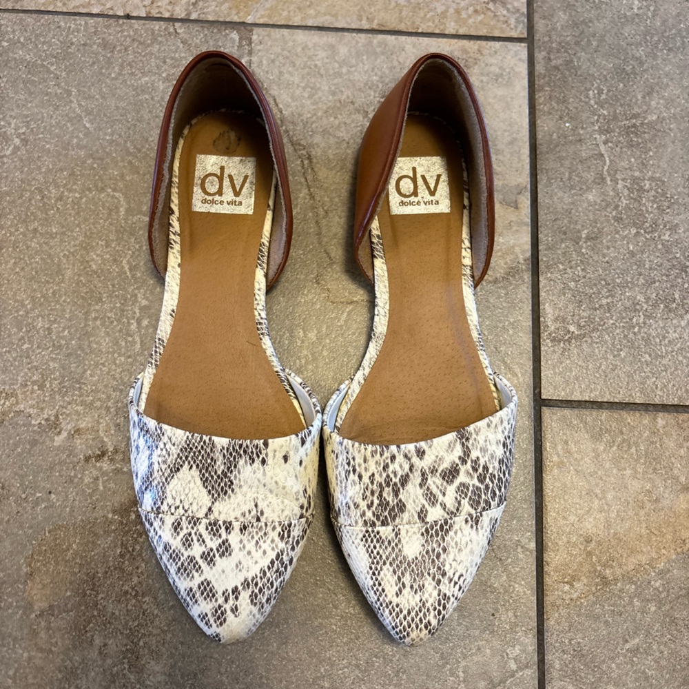 DV by Dolce Vita Brown and Snake Print Flats